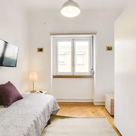 Gorgeous 1 Bed In Lovely Graca * Lisboa