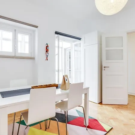 Gorgeous 1 Bed In Lovely Graca Lisboa